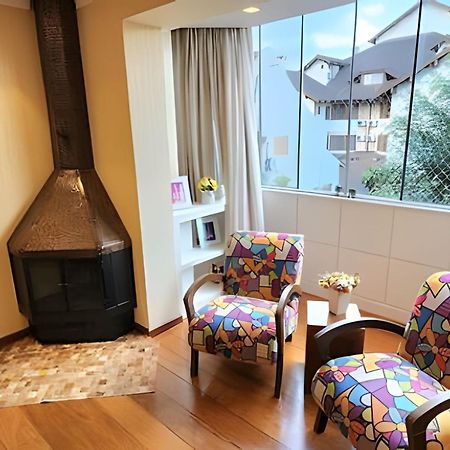 Maravilhoso Apartamento No Centro De Gramado Luaran gambar